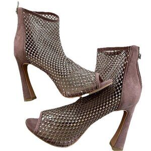 Bisou Bisou Leather shoes size 7.5 Pink Crystal Stone Womens Prom Shoes heels